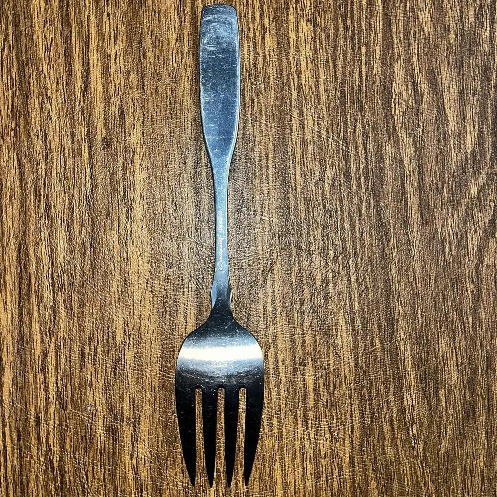 Oneida Community Paul Revere Serving Fork 8 1/2
